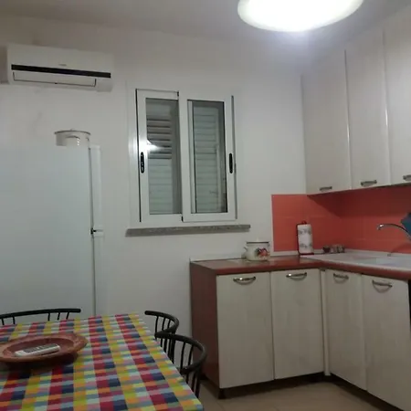 Semesterbostad Casa Ida *